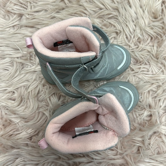 Girls Winter Boots - Picture 5 of 6